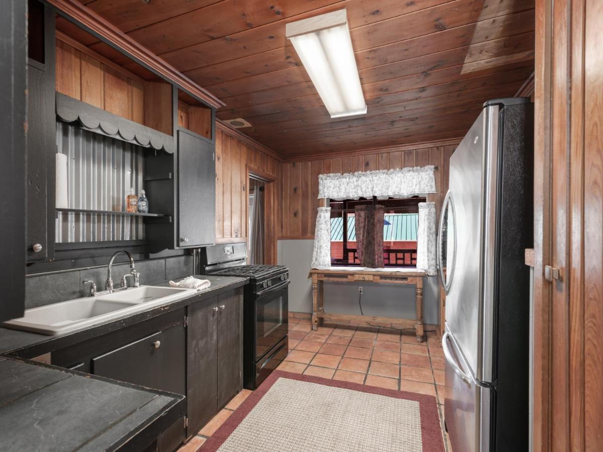 Alpine Cabin, 3 Bedrooms, Deck, Sleeps 8 鲁伊多索 外观 照片